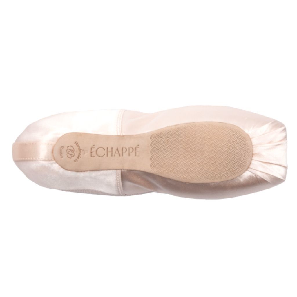 En L'air Echappé Pointe Shoe - St. Louis Dancewear - Russian Pointe